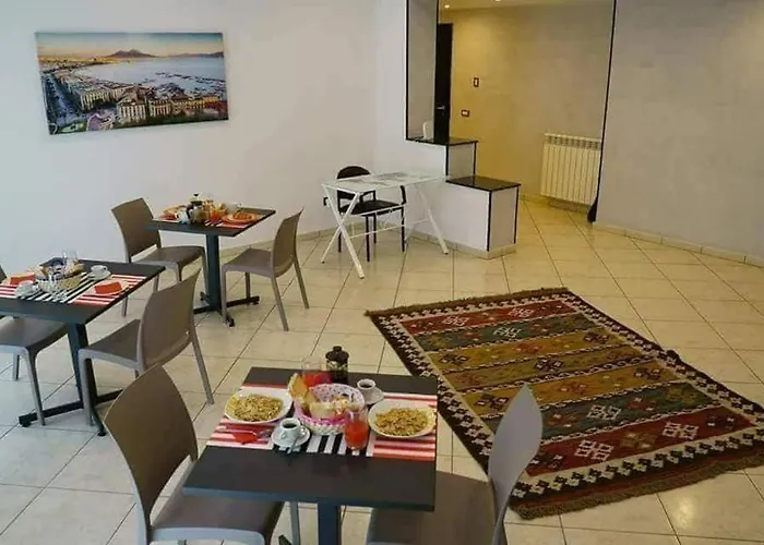 Welcome Inn Napoli